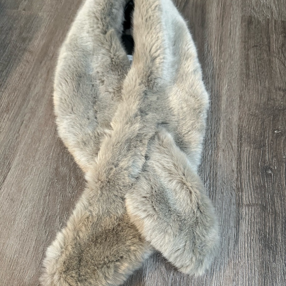 Luxurious Faux Fur Scarf